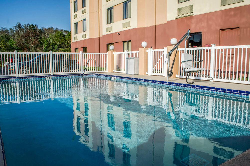 Spot X Hotel Tampa - Wesley Chapel By The Red Collection Eksteriør bilde