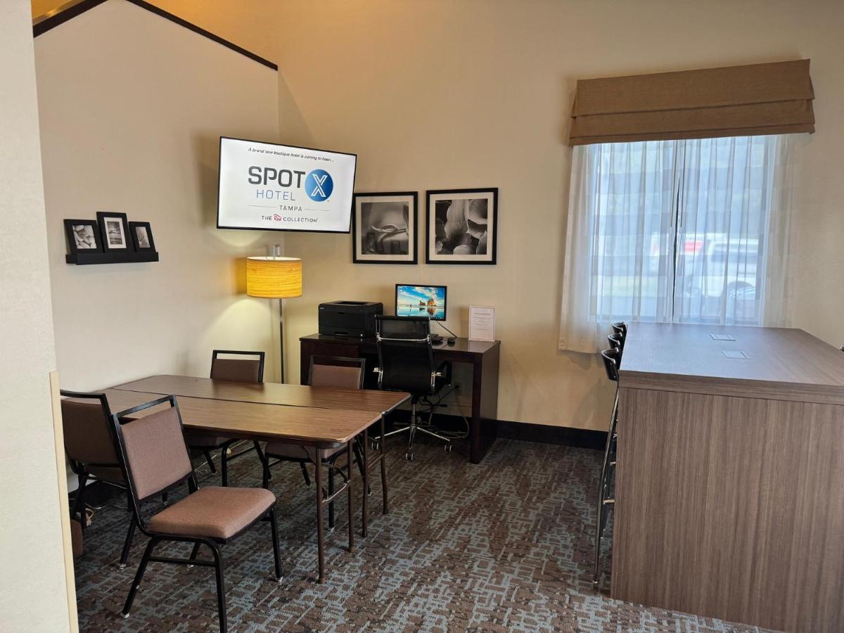 Spot X Hotel Tampa - Wesley Chapel By The Red Collection Eksteriør bilde