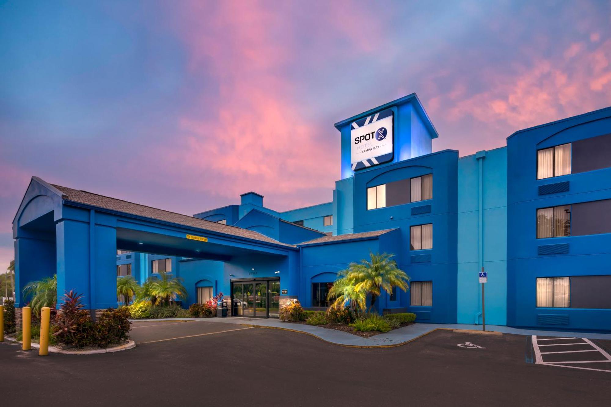 Spot X Hotel Tampa - Wesley Chapel By The Red Collection Eksteriør bilde